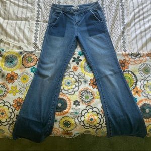 High waisted flare jeans